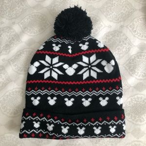 NWT Disney Winter Puffball Hat